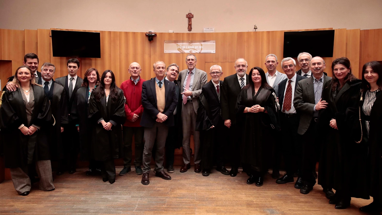 Le premiazioni in Tribunale a Siena (foto Paolo Lazzeroni) Le premiazioni in Tribunale a Siena (foto Paolo Lazzeroni)