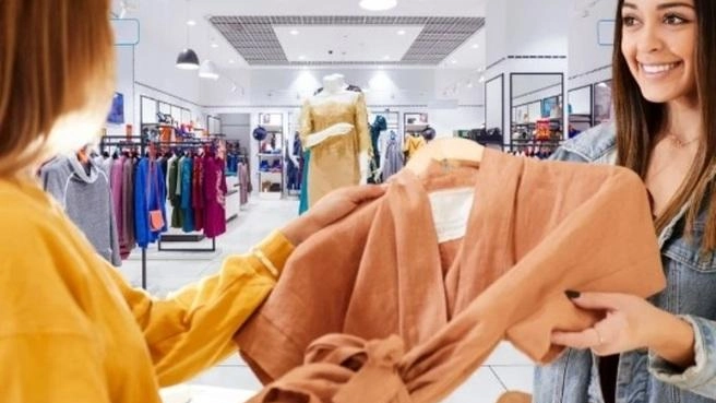 ADDETTO/A VENDITE AW LAB In passeggiata a Viareggio. Effettua colloqui di selezione personale per l’inserimento di nuove risorse a completamento... ADDETTO/A VENDITE AW LAB In passeggiata a Viareggio. Effettua colloqui di selezione personale per l’inserimento di nuove risorse a completamento...