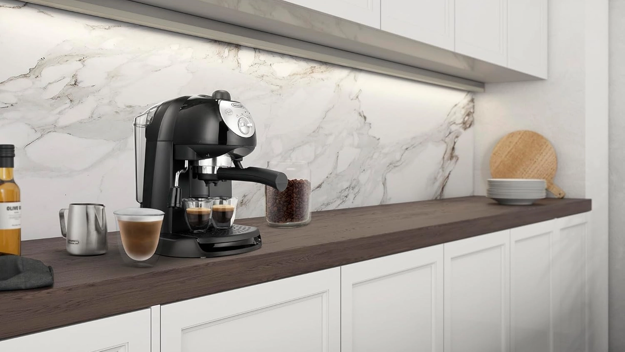Cialde o polvere? Con questa De'Longhi scegli tu e intanto risparmi il 38% su Amazon