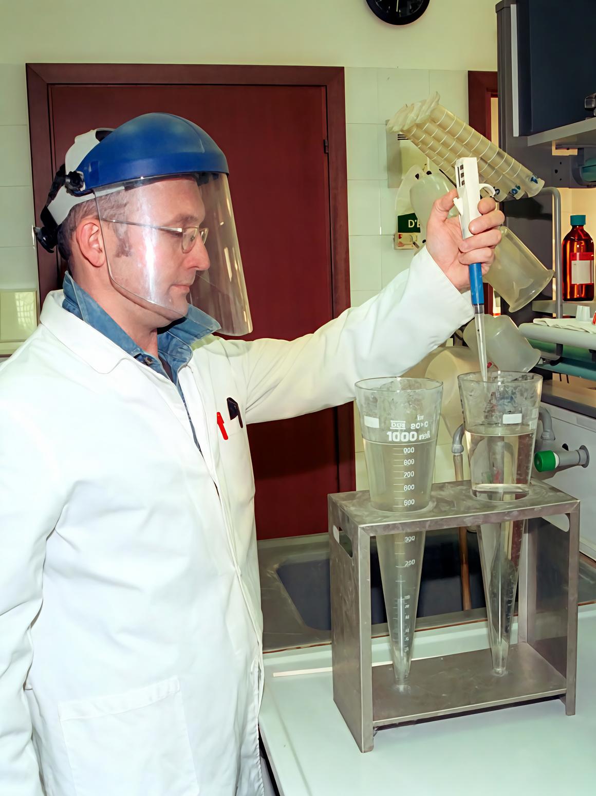 controllo delle acque rete zero pfas toscana ha verificato lo stato di quelle di superficie