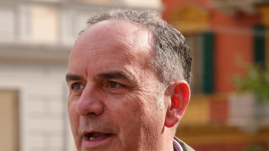 "No alla riforma. Alisa va chiusa. Costa troppo" "No alla riforma. Alisa va chiusa. Costa troppo"