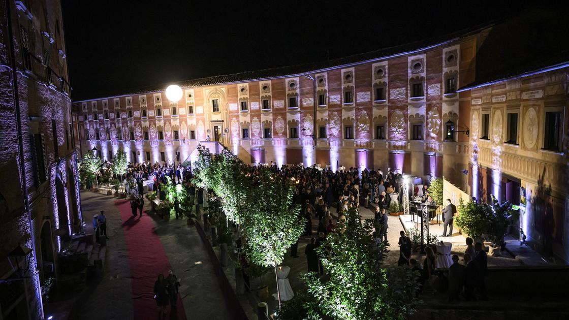Dramma popolare e la città: "Un presidio di cultura" Dramma popolare e la città: "Un presidio di cultura"