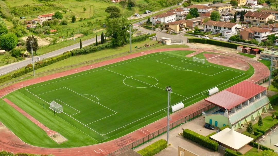 Il campo da calcio "Alfredo Pagni" Il campo da calcio "Alfredo Pagni"