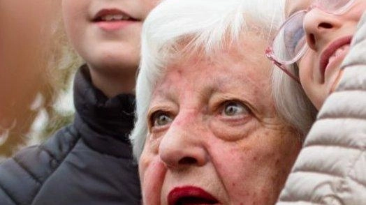 Contemporanea 2024 a Prato: fine settimana ricco di eventi culturali, tra spettacoli teatrali, concerti e visite guidate. Temi come il dolore post-trauma e la violenza saranno al centro delle proposte. Da non perdere "Sì! Giorni felici" allo Spazio K. Contemporanea 2024 a Prato: fine settimana ricco di eventi culturali, tra spettacoli teatrali, concerti e visite guidate. Temi come il dolore post-trauma e la violenza saranno al centro delle proposte. Da non perdere "Sì! Giorni felici" allo Spazio K.