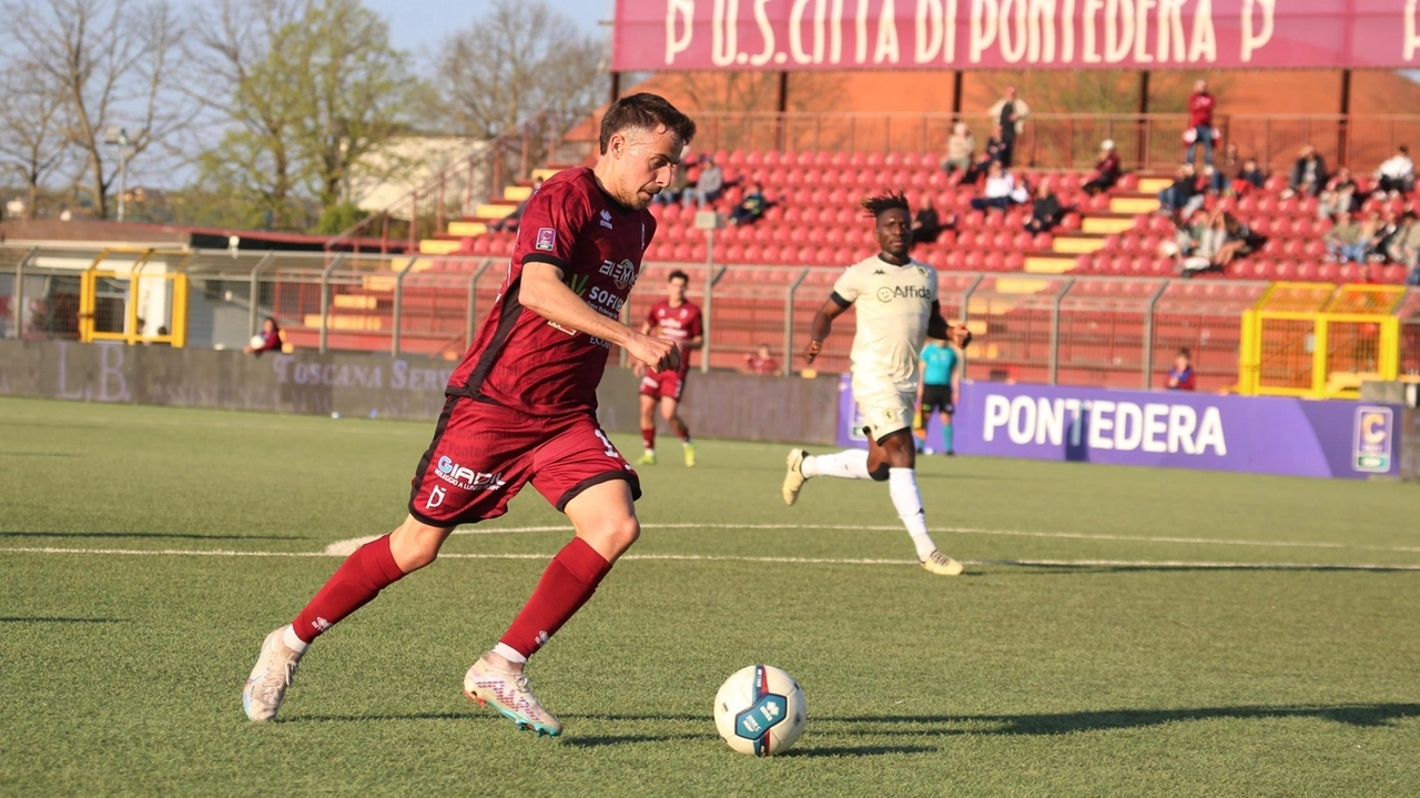 Pontedera verso i play off: una normalità straordinaria secondo Zocchi