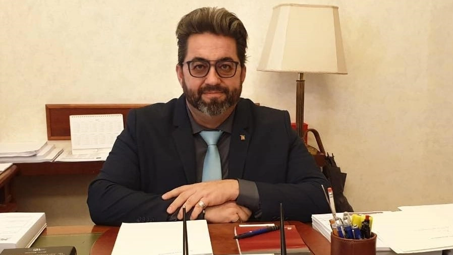 Il consigliere comunale di Orbetello ed ex senatore di Forza Italia, Roberto Berardi, ha patteggiato la pena per peculato Il consigliere comunale di Orbetello ed ex senatore di Forza Italia, Roberto Berardi, ha patteggiato la pena per peculato