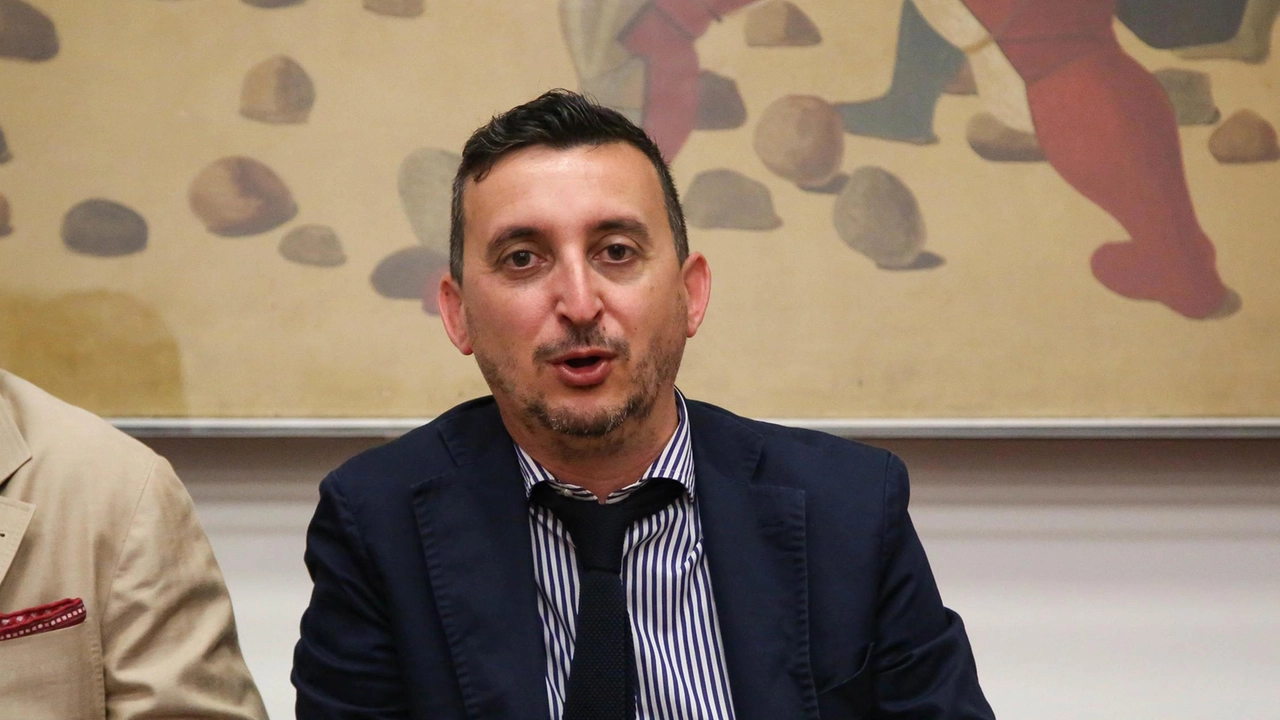 Sandro Pasquali in corsa per la segreteria del Pd Sandro Pasquali in corsa per la segreteria del Pd