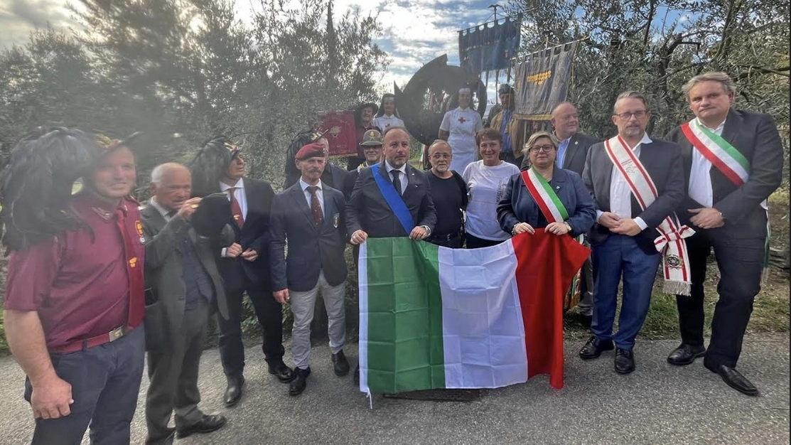 Inaugurazione monumento Crocerossina Inaugurazione monumento Crocerossina