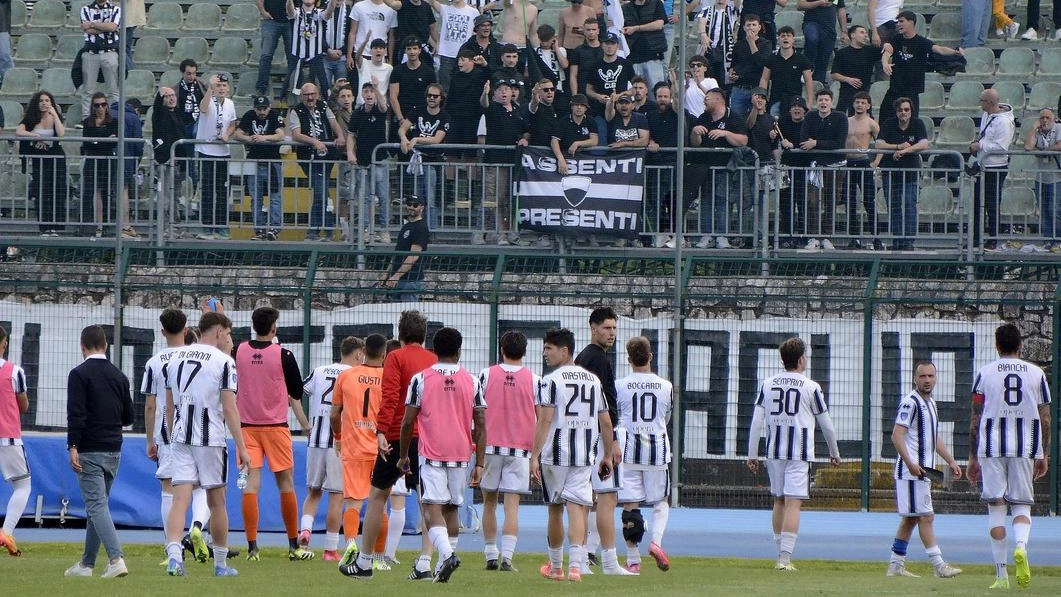 Robur Siena: stagione da dimenticare, focus sul campionato di Serie D 2025-2026