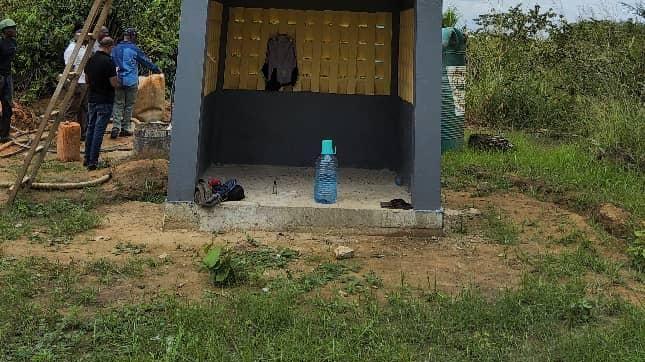 https://www.lanazione.it/image-service/view/acePublic/alias/contentid/NTZjZDRhODEtNTRiNS00/0/un-nuovo-viaggio-umanitario-gli-shalom-in-congo-brazzaville-ecco-un-pozzo-e-una-scuola.jpeg?f=16:9&w=1200&h=630