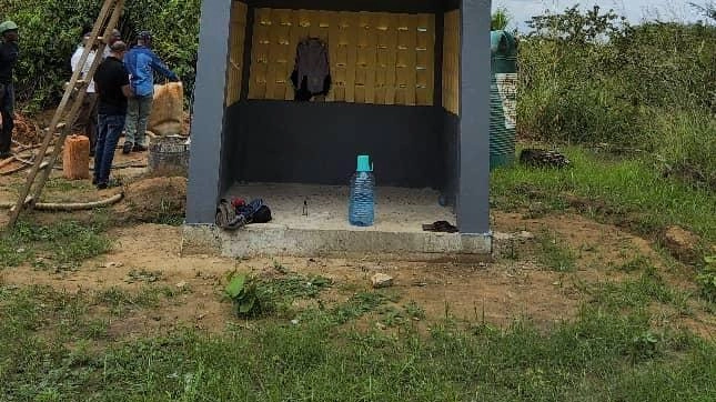 Un breve, ma intenso viaggio umanitario in Congo Brazzaville da parte del Movimento Shalom, rappresentato da don Andrea Cristiani, iniziatore di Shalom e don Castel Badiabo Nzaba, responsabile Shalom Congo