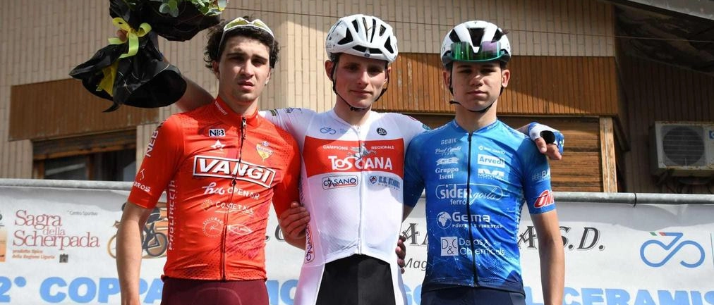 Ciclismo: Tommaso Roggi trionfa al Giro della Valdigreve per Iperfinish