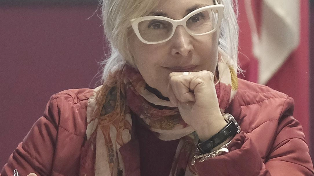 La sindaca Monica Paganini ha avuto più di uno scambio di vedute con i consiglieri della sua stessa maggioranza Enrico Vesco e Paolo Magliani che hanno espresso il voto contrario all’approvazione del piano delle antenne
