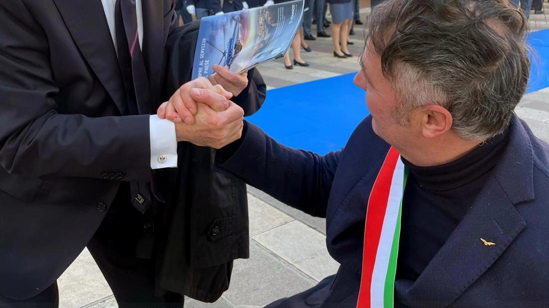 Stefano Gambacurta è da ieri un cittadino onorario di Foligno. Si è espresso all’unanimità il Consiglio comunale, nella sua... Stefano Gambacurta è da ieri un cittadino onorario di Foligno. Si è espresso all’unanimità il Consiglio comunale, nella sua...