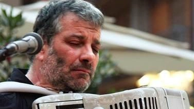 “Fabio Ceccarelli solo” è il concerto in programma oggi alle 17.15 al teatro Bicini: il progetto, che presenta la fisarmonica... “Fabio Ceccarelli solo” è il concerto in programma oggi alle 17.15 al teatro Bicini: il progetto, che presenta la fisarmonica...