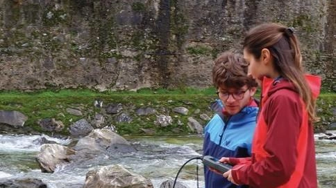 Una proposta di legge regionale varata dalla giunta toscana per rendere sostenibile l’impatto delle attivita estrattive sulle Apuane destinando alla potabilizzazione una quota della tassa marmi. Una proposta di legge regionale varata dalla giunta toscana per rendere sostenibile l’impatto delle attivita estrattive sulle Apuane destinando alla potabilizzazione una quota della tassa marmi.