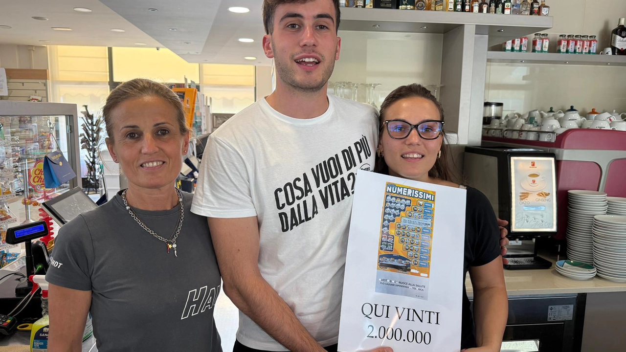 La fortuna ha baciato la valle del Serchio e precisamente lo storico bar da “Beppe“ a Peve di Castelnuovo Garfagnana, dove sono stati vinti ben 2 milioni di euro