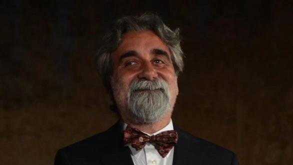 Il maestro Peppe Vessicchio, presidente di giuria della sezione canto del Concorso Internazionale Musicale ’Città di Scandicci’ Il maestro Peppe Vessicchio, presidente di giuria della sezione canto del Concorso Internazionale Musicale ’Città di Scandicci’
