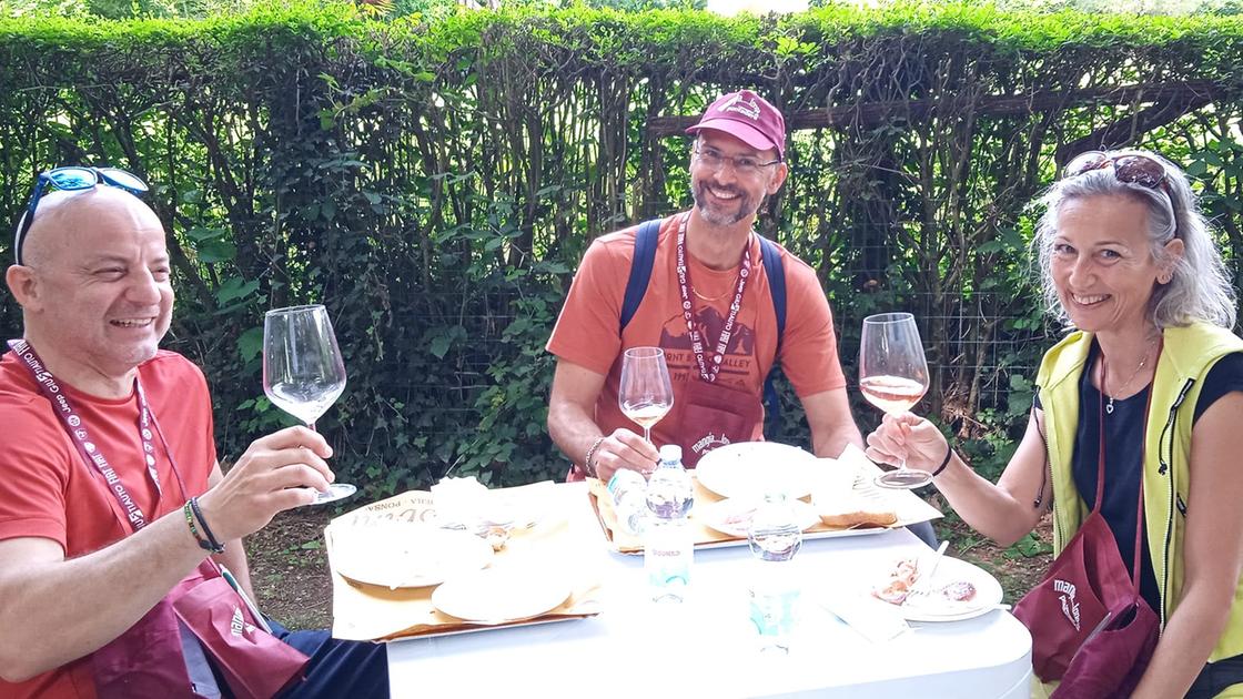nuova edizione della mangialonga cibo e vino di qualità nei borghi di pontedera