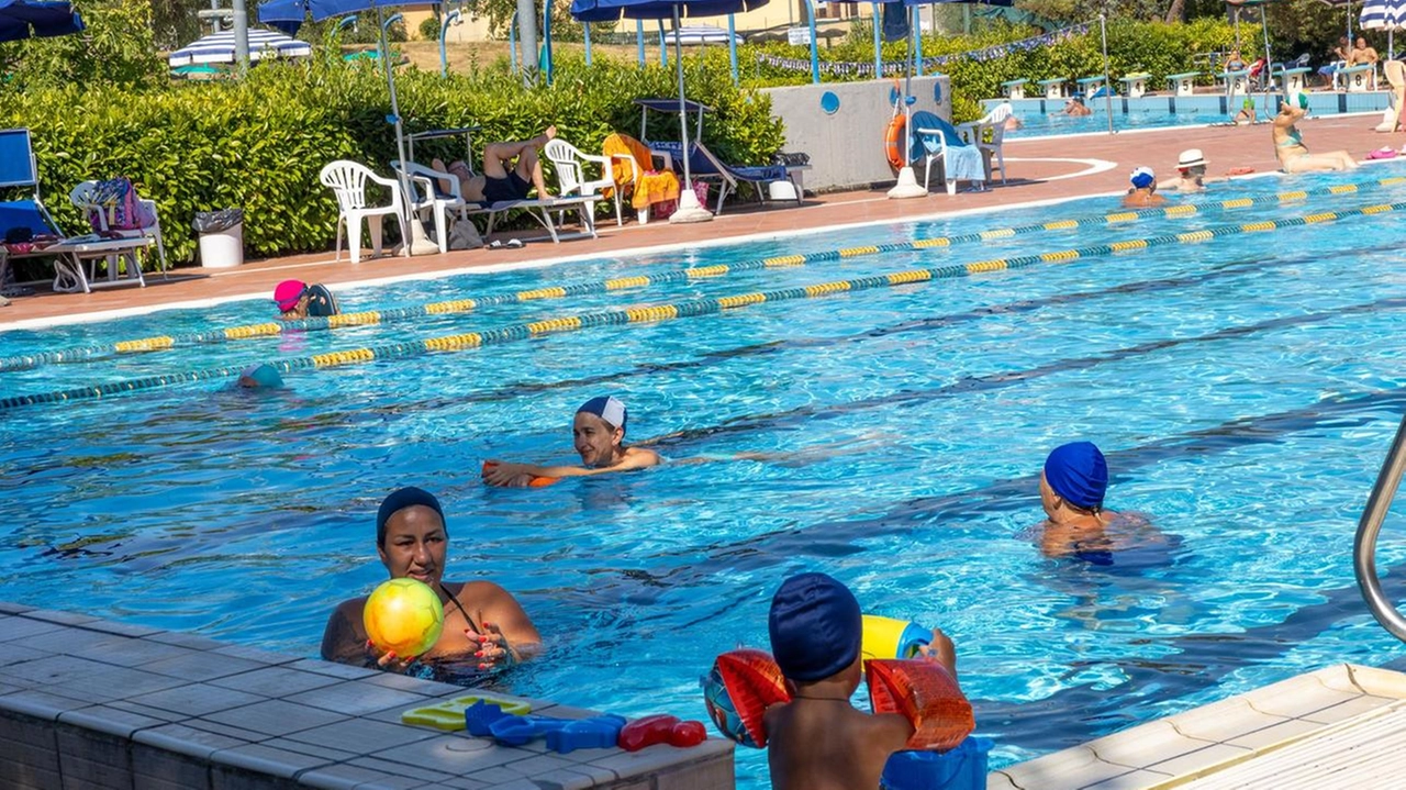 La piscina di Certaldo sotto i ferri: "Impianto rinnovato per il 2026"