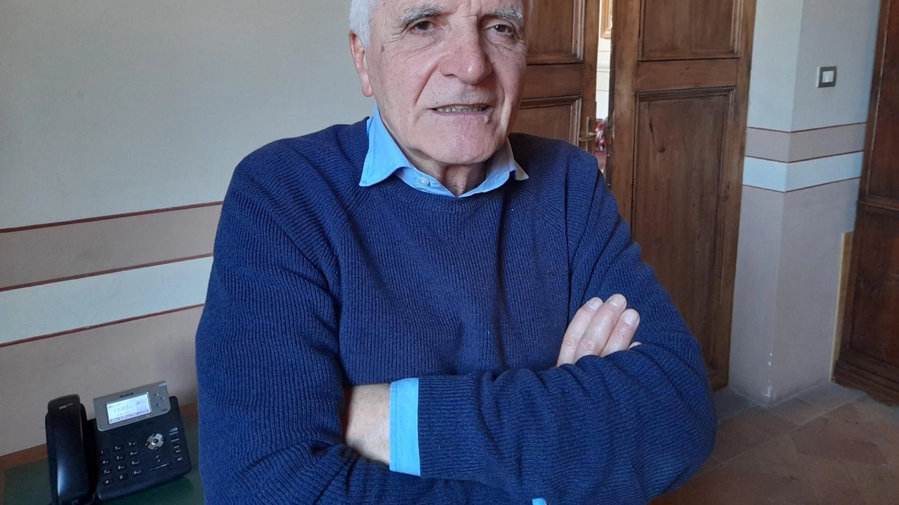 L’assessore all’istruzione del Comune di Sansepolcro, Mario Menichella, torna a parlare dell’utilizzo dei moduli da parte degli studenti del Buonarroti L’assessore all’istruzione del Comune di Sansepolcro, Mario Menichella, torna a parlare dell’utilizzo dei moduli da parte degli studenti del Buonarroti