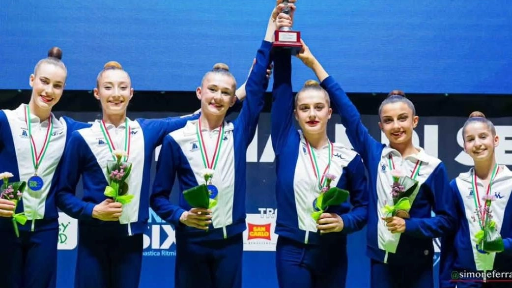 Le ragazze della Motto che hanno portato il primo scudetto della storia a Viareggio Le ragazze della Motto che hanno portato il primo scudetto della storia a Viareggio