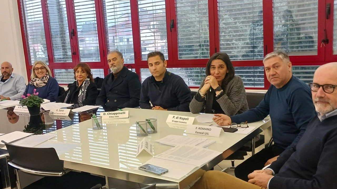La vicesindaco Celesti, Ance e Confindustria alla firma del protocollo La vicesindaco Celesti, Ance e Confindustria alla firma del protocollo