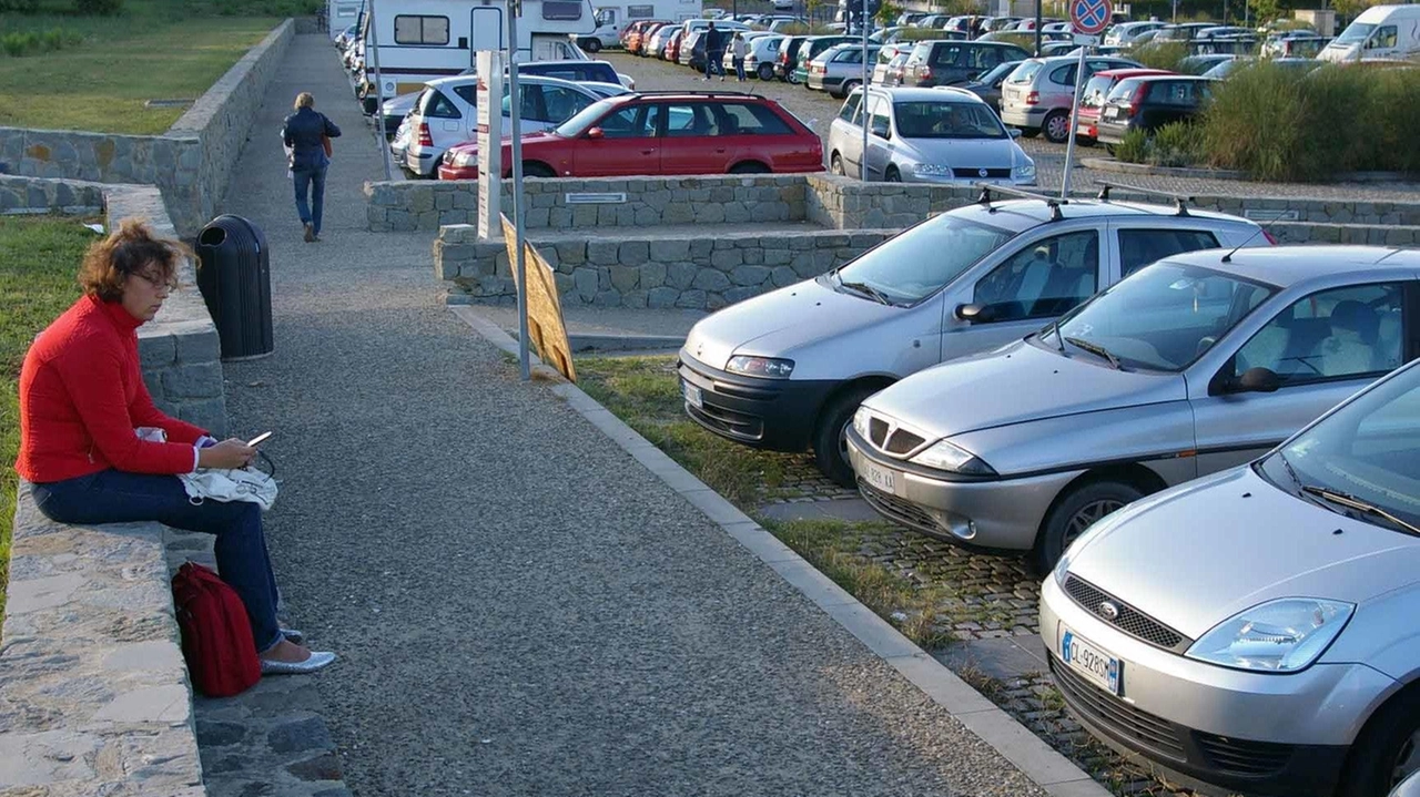 Il parcheggio Pietri, come negli anni scorsi, riserverà 50 posti. ai residenti Il parcheggio Pietri, come negli anni scorsi, riserverà 50 posti. ai residenti