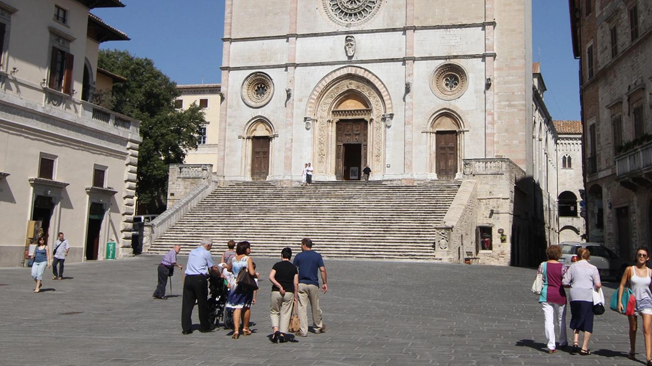 Todi sarà teatro del convegno internazionale organizzato Centro italiano di studi sul basso medioevo e Accademia Tudertina in programma dal 13 al 15 ottobre Todi sarà teatro del convegno internazionale organizzato Centro italiano di studi sul basso medioevo e Accademia Tudertina in programma dal 13 al 15 ottobre