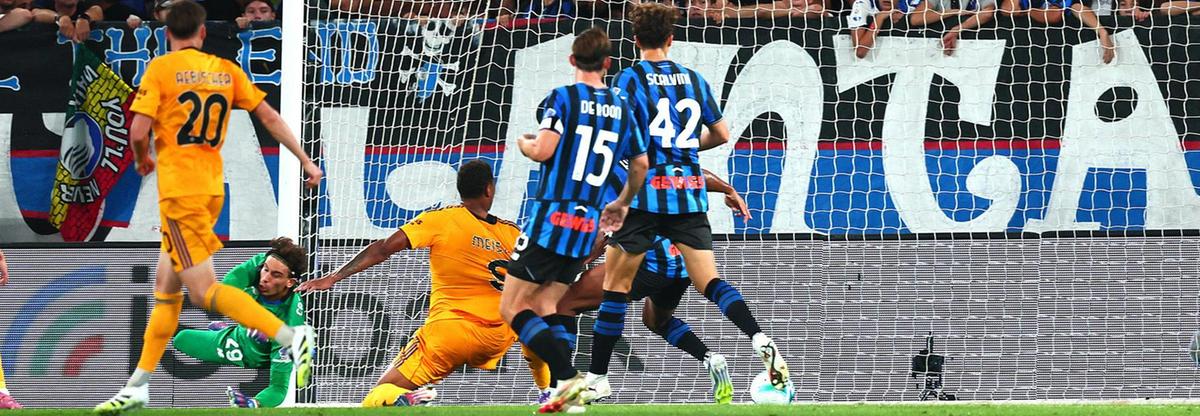 Pisa, una notte da sogno. Pari e sorrisi a Bergamo Pisa, una notte da sogno. Pari e sorrisi a Bergamo