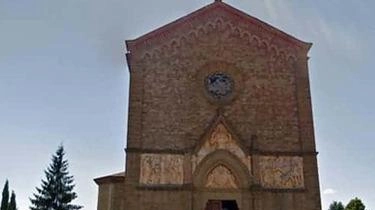 Passeggiata nella memoria del quartiere di Saione ad Arezzo, organizzata da Legambiente e Marco Botti. Un percorso tra storia e presente per comprendere l'evoluzione della città. Passeggiata nella memoria del quartiere di Saione ad Arezzo, organizzata da Legambiente e Marco Botti. Un percorso tra storia e presente per comprendere l'evoluzione della città.