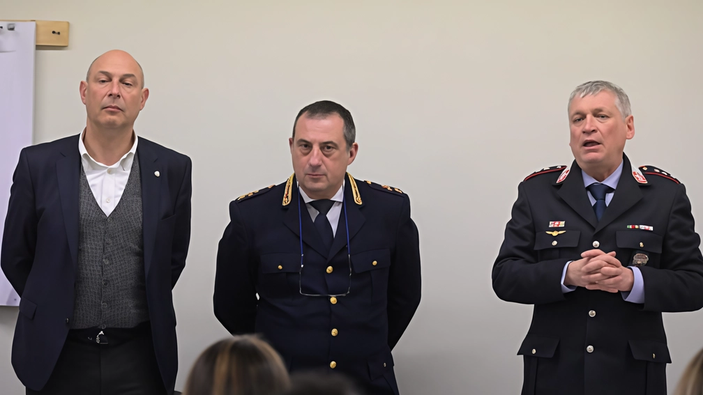 Con Questura e Prefettura un progetto per attuare misure di prossimità Con Questura e Prefettura un progetto per attuare misure di prossimità