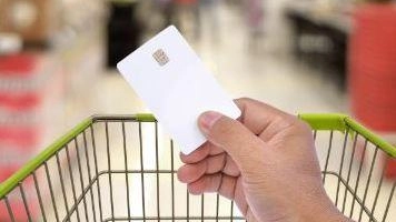 Il Comune di Altopascio acquista 47 carte prepagate Mastercard, del valore di 100 euro ciascuna, da concedere alle persone in... Il Comune di Altopascio acquista 47 carte prepagate Mastercard, del valore di 100 euro ciascuna, da concedere alle persone in...