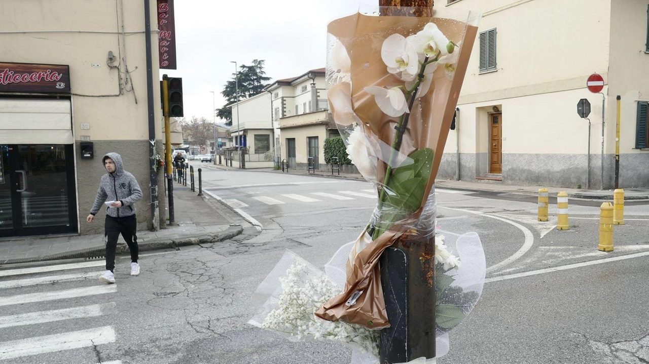 L’incrocio fra via Soffici e piazza XX Settembre dove mamma e bambina furono travolte Dopo la tragedia si sollevarono polemiche sulla collocazione delle strisce pedonali L’incrocio fra via Soffici e piazza XX Settembre dove mamma e bambina furono travolte Dopo la tragedia si sollevarono polemiche sulla collocazione delle strisce pedonali
