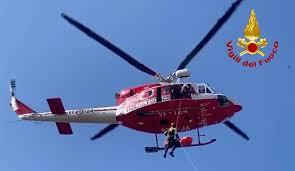 Donna dispersa ritrovata dai vigili del fuoco a Badia Tedalda Donna dispersa ritrovata dai vigili del fuoco a Badia Tedalda