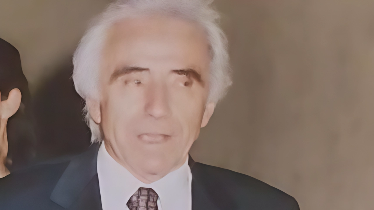 Marito esemplare, padre affettuoso e stimato professionista. Il dottor Marcello Mencacci ha svolto per decenni l’attività di medico legale, uno dei capostipiti in Umbria Marito esemplare, padre affettuoso e stimato professionista. Il dottor Marcello Mencacci ha svolto per decenni l’attività di medico legale, uno dei capostipiti in Umbria