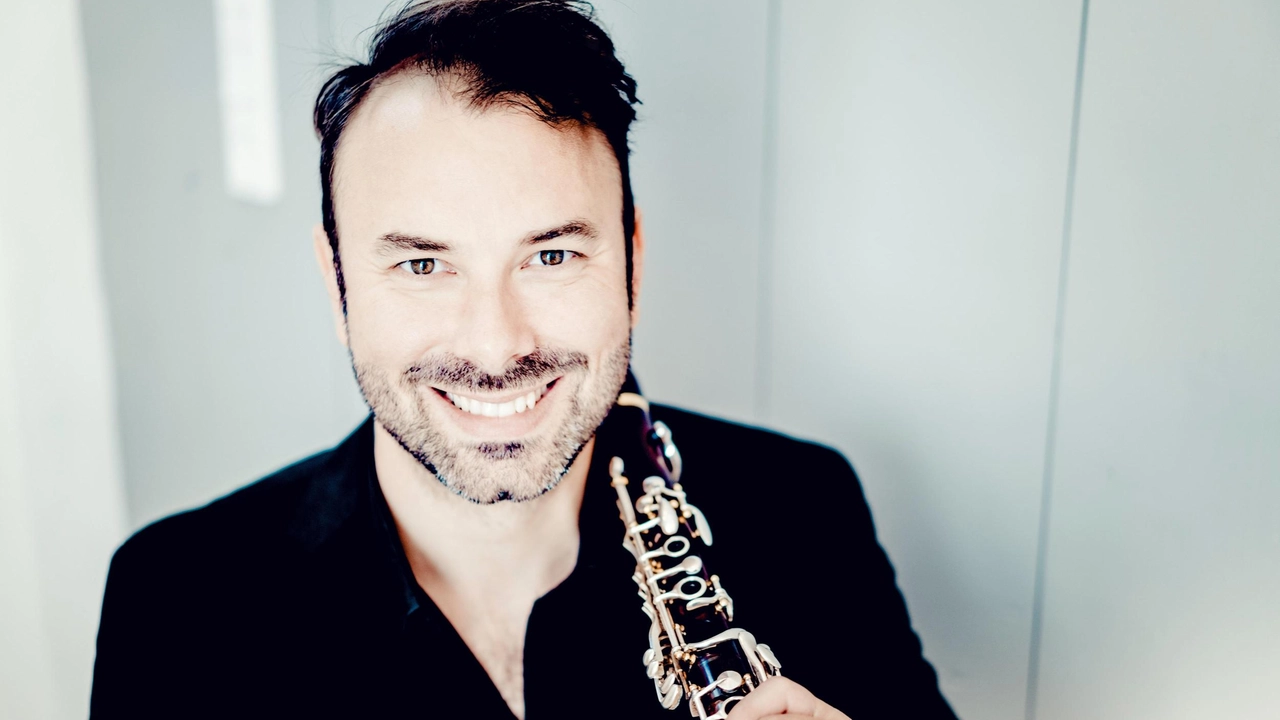 Tommaso Lonquich, primo clarinetto dell’Orchestra Leonore Tommaso Lonquich, primo clarinetto dell’Orchestra Leonore