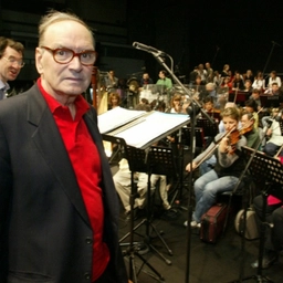 Firenze ricorda il concerto di Morricone con la proiezione del film Ennio