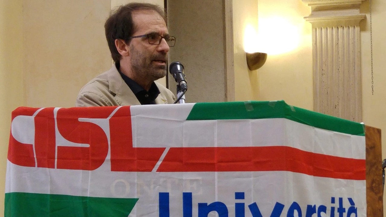 Il segretario generale regionale della federazione Cisl Università Massimo Cagnoni Il segretario generale regionale della federazione Cisl Università Massimo Cagnoni