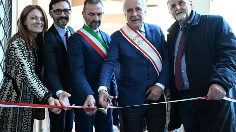 Il presidente Giani in Casentino per l’inaugurazione delle due sedi e della strumentazione. Ha ribadito l’intento di offrire ai cittadini, soprattutto anziani e malati cronici cure adeguate. .