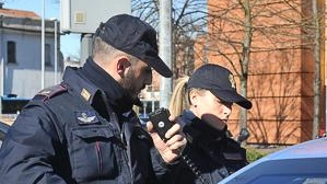 Una donna è stata colpita da un malore mentre nella mattinata di venerdì si trovava alla fermata dell’autobus vicina alla... Una donna è stata colpita da un malore mentre nella mattinata di venerdì si trovava alla fermata dell’autobus vicina alla...