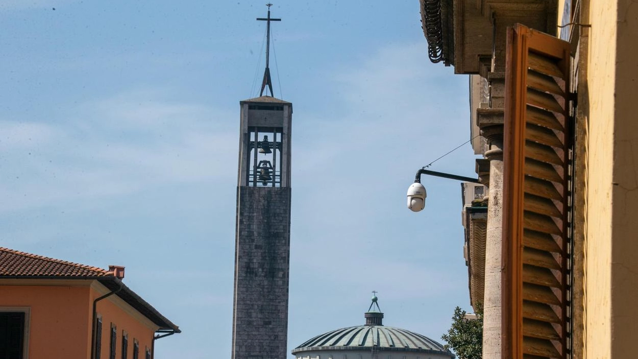Il consigliere di FdI Alessandro Sartoni chiede al Comune di verificare in città la presenza di videocamere rotte Il consigliere di FdI Alessandro Sartoni chiede al Comune di verificare in città la presenza di videocamere rotte