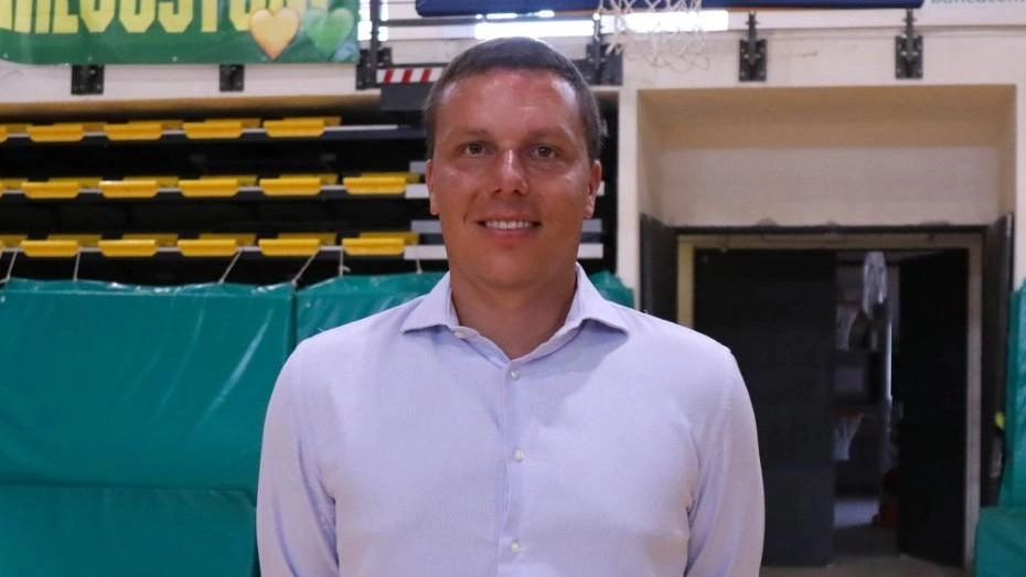 Il ds Bonelli e coach Belletti lavorano per confermare Nasello, Zeneli e i gemelli Paoli, cercando nuovi innesti fisici. Il ds Bonelli e coach Belletti lavorano per confermare Nasello, Zeneli e i gemelli Paoli, cercando nuovi innesti fisici.