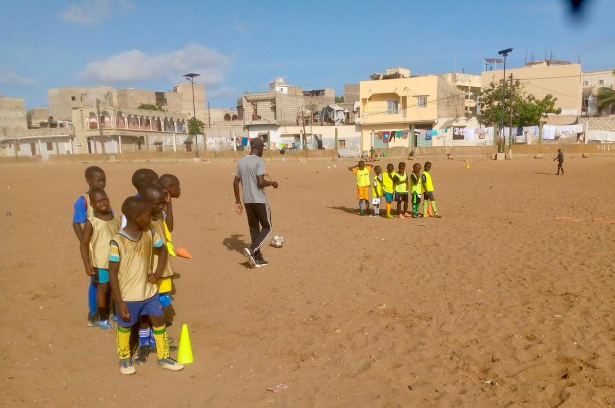 Da Dakar a Castiglion Fiorentino: la storia di Bebeto, fondatore della scuola calcio “100% Foot”