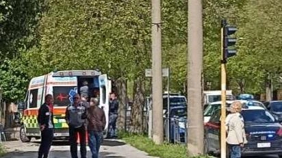 La zona dello stadio dove ieri è stato portato via lo straniero che ha dato in escandescenze creando paura fra i residenti