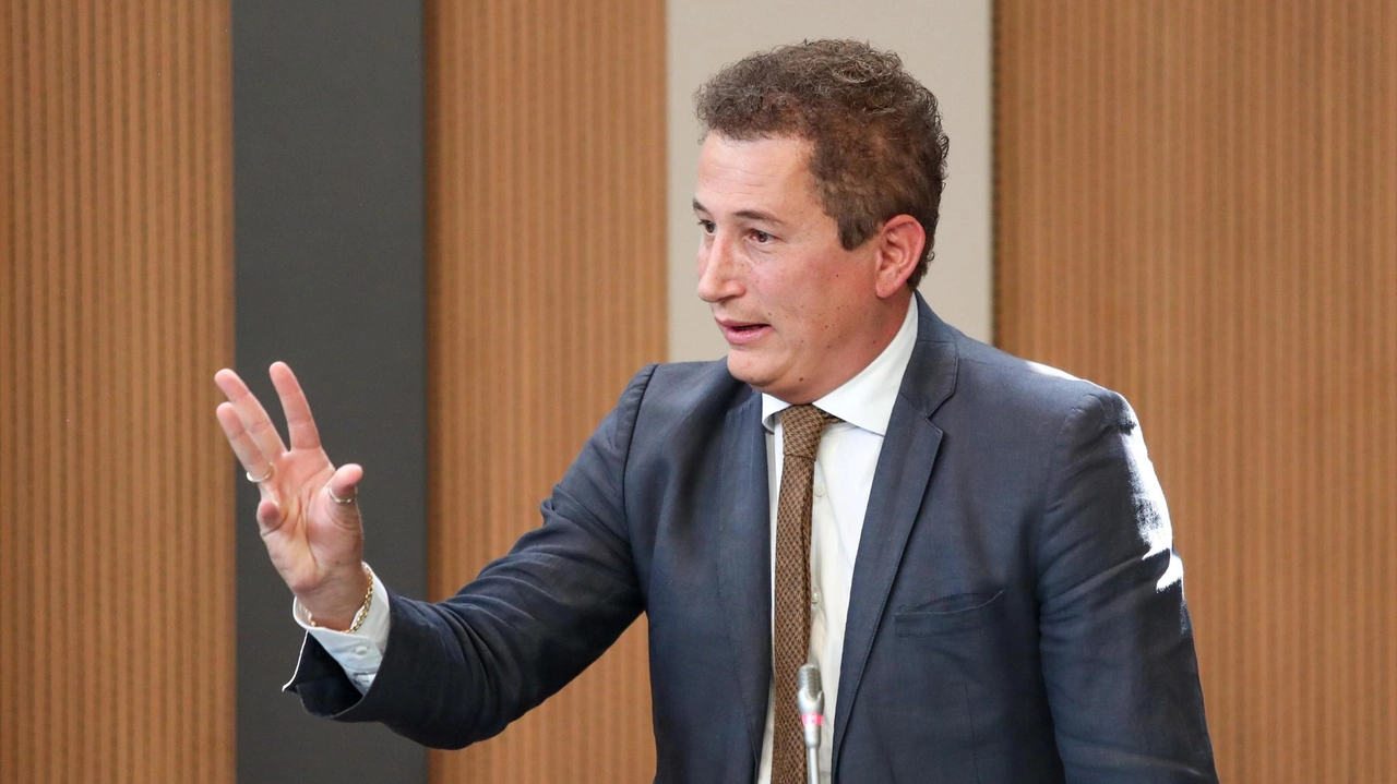 "Un’opera promessa per il 2021 che, nonostante i lavori terminati, è ancora chiusa e inutilizzata, con il rischio concreto che... "Un’opera promessa per il 2021 che, nonostante i lavori terminati, è ancora chiusa e inutilizzata, con il rischio concreto che...