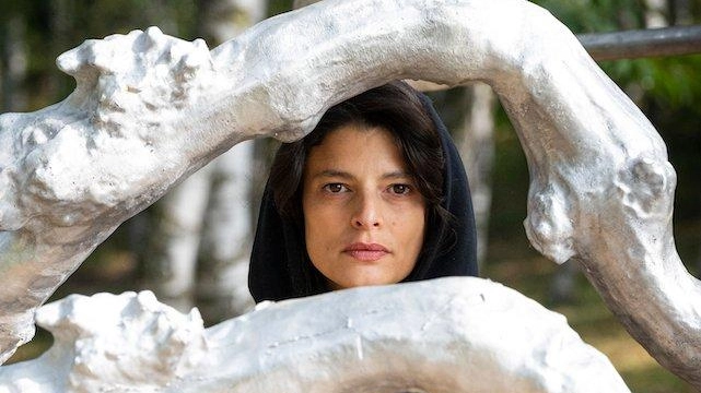 Giulia Cenci, la giovane artista di Cortona. La sua mostra è nel nuovo spazio espositivo Project Space Giulia Cenci, la giovane artista di Cortona. La sua mostra è nel nuovo spazio espositivo Project Space