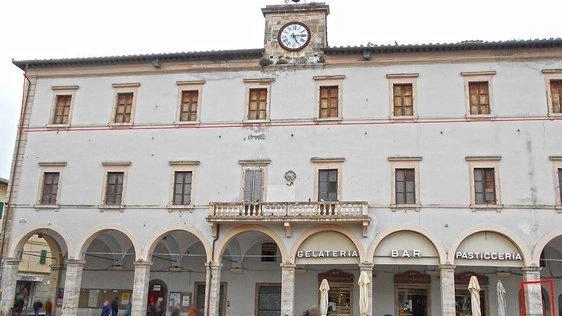 Il Palazzo dell’orologio a Colle Val d’Elsa è finito al centro di un fallimento, il Comune ne chiede ora la riassegnazione Il Palazzo dell’orologio a Colle Val d’Elsa è finito al centro di un fallimento, il Comune ne chiede ora la riassegnazione