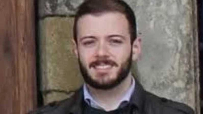 Francesco Cutolo, laureato in Scienze storiche all’Università di Firenze, è. assegnista di ricerca del Prin Glocal Spanish Influenza all’Università di Firenze Francesco Cutolo, laureato in Scienze storiche all’Università di Firenze, è. assegnista di ricerca del Prin Glocal Spanish Influenza all’Università di Firenze