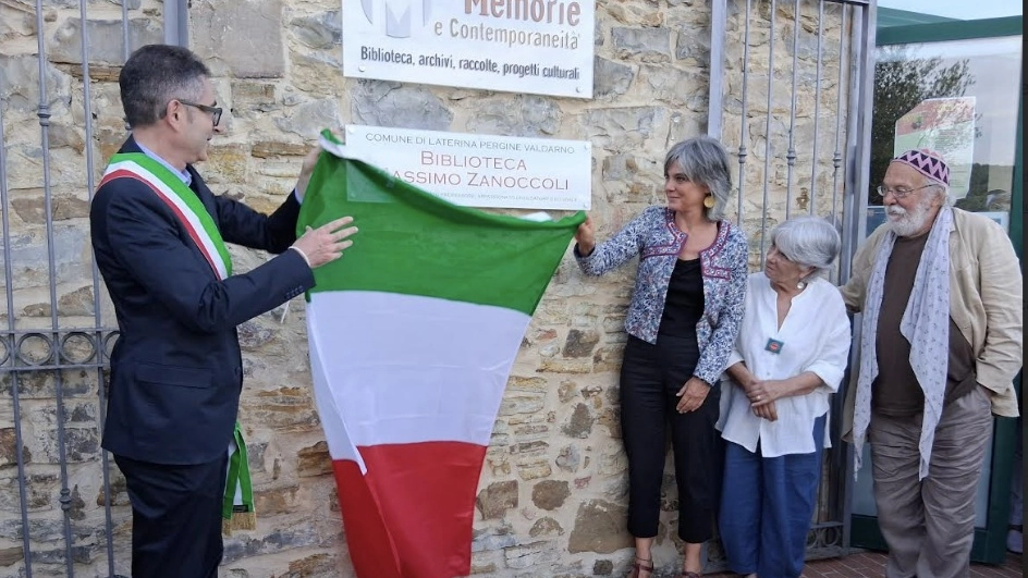 L'intitolazione della biblioteca L'intitolazione della biblioteca
